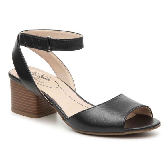 Lifestride Rosetta Block Heel Ankle Strap Sandal - Picture 1 of 6